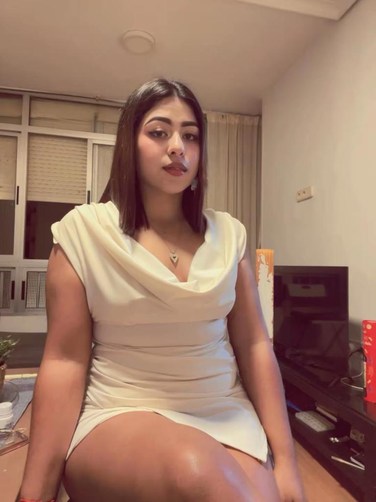 Chica busca chico en Sevilla: Chica busca chico