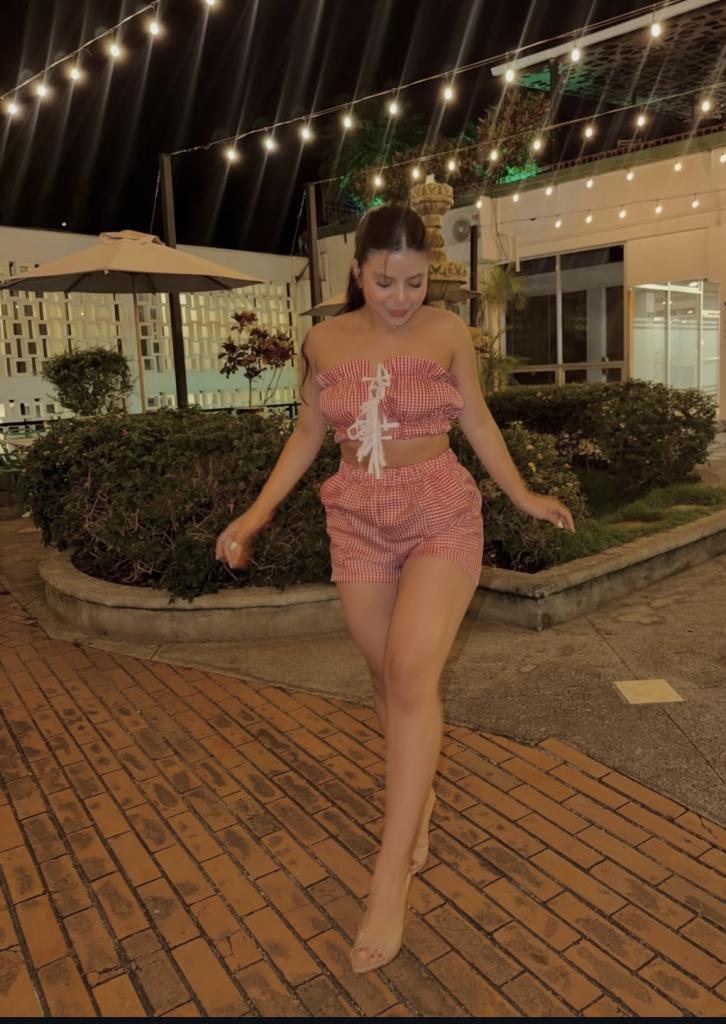 Chica busca chico en Tenerife: 