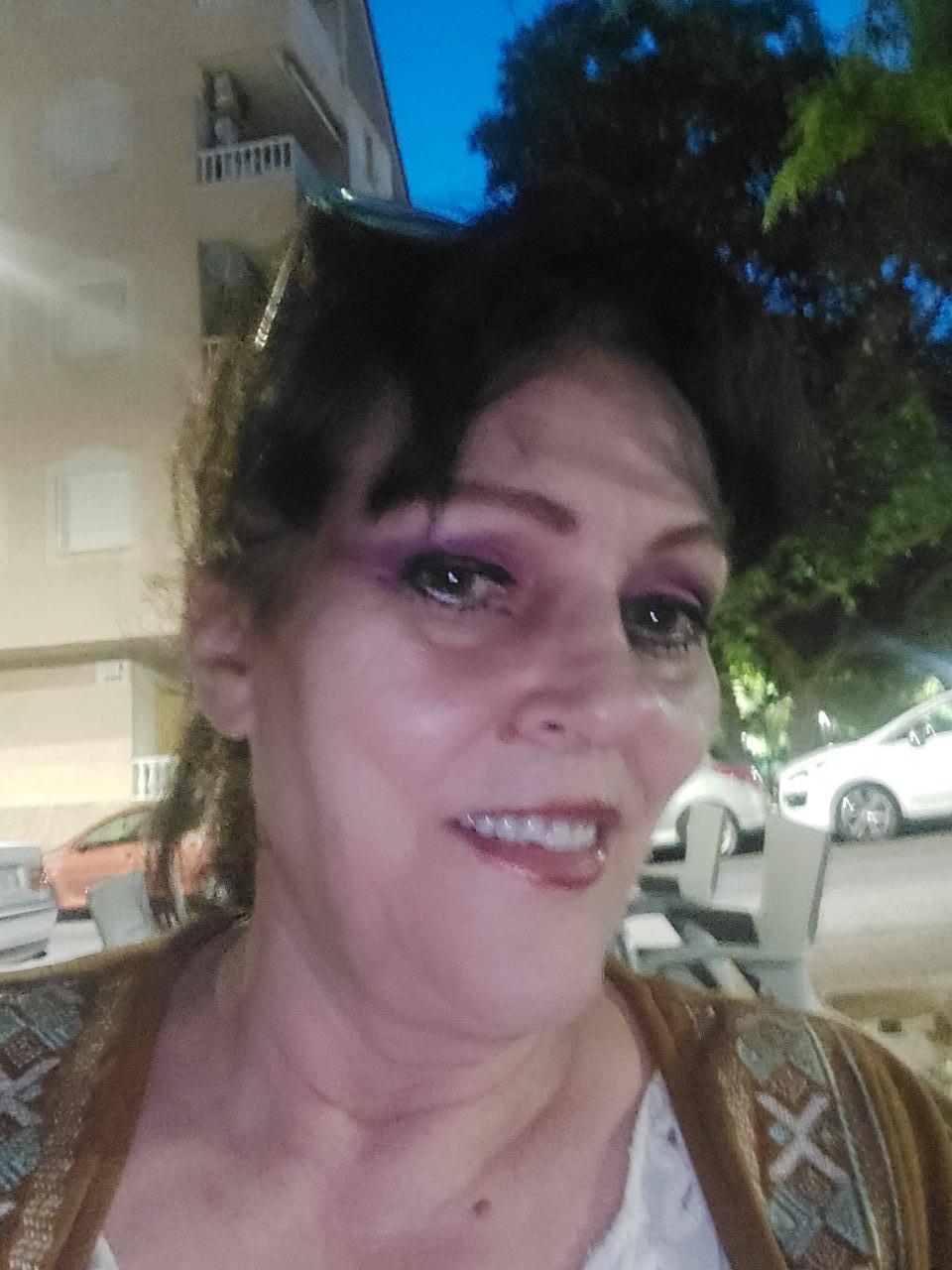 Chica busca chico en Alicante: 