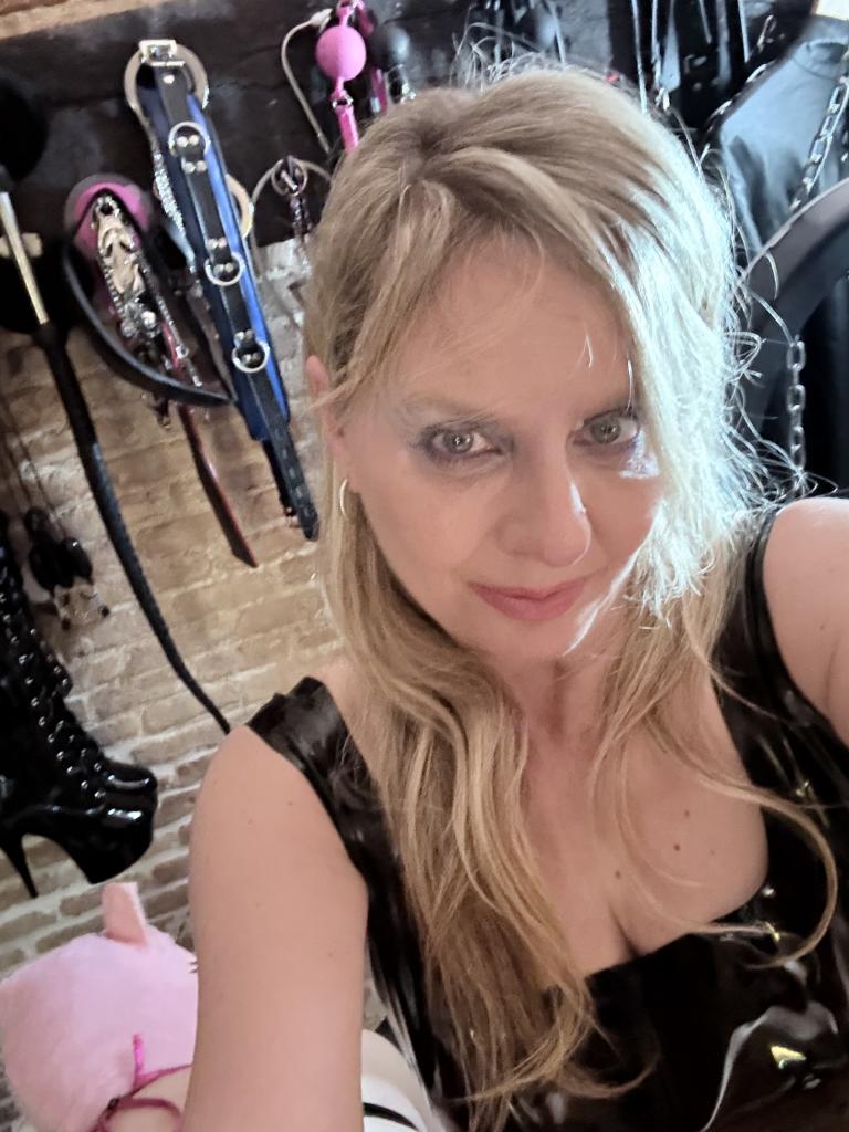 Chica busca chico en Cantabria: 