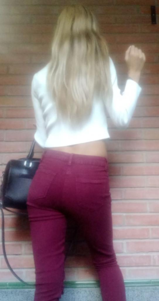Chica busca chico en Almería: 