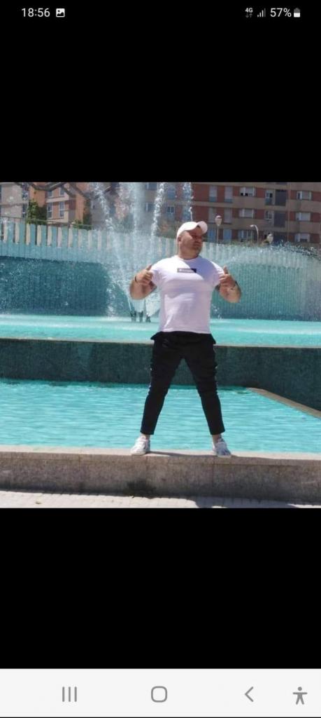643642377: Chico busca chica en Cuenca