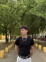 652192363: Chico busca chica en Sevilla