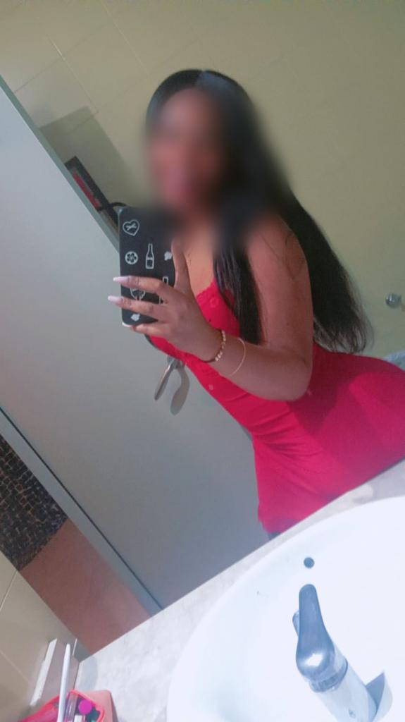 Chica busca chico en Cantabria: 