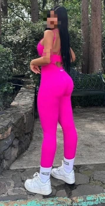 Chica busca chico en Granada: 