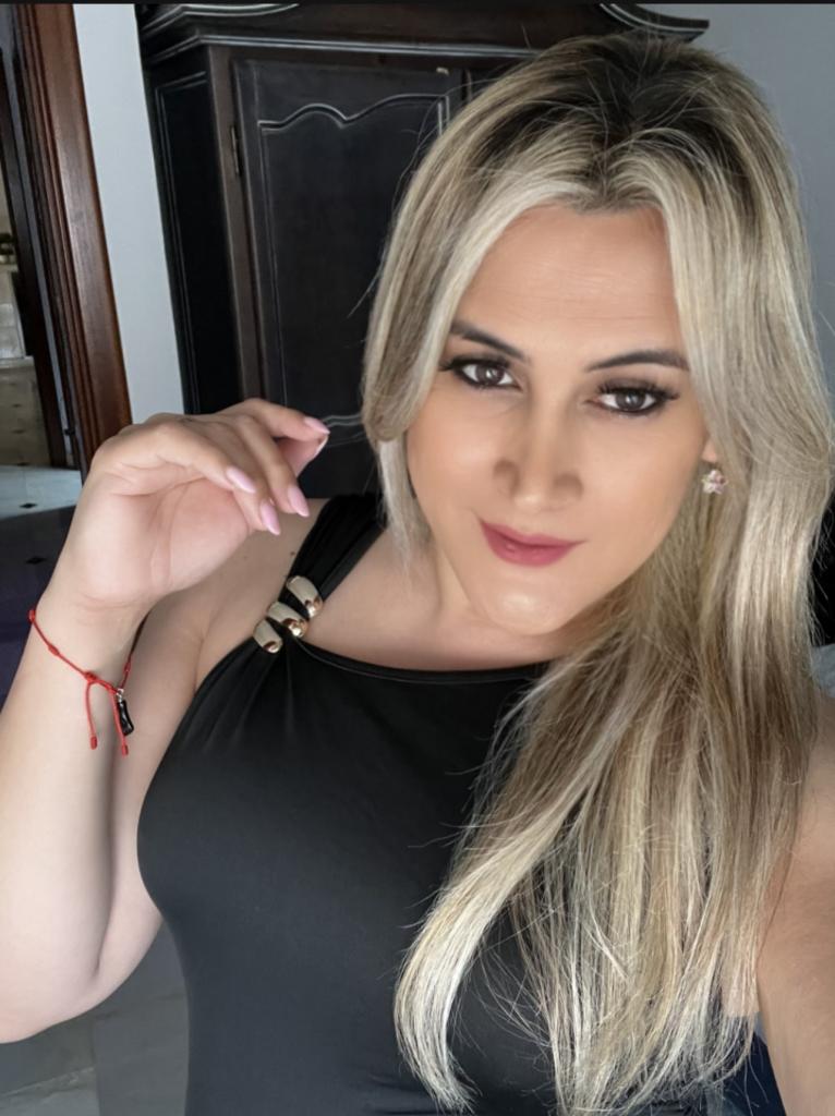Chica busca chico en Málaga: Chica busca chico