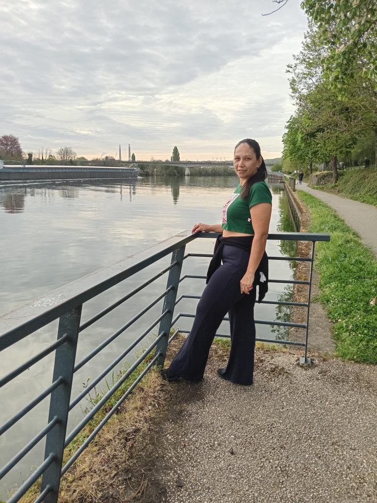 Chica busca chico en Navarra: 