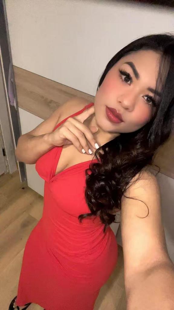 Chica busca chico en Cádiz: 