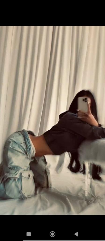 Chica busca chico en Tarragona: Chica busca chico