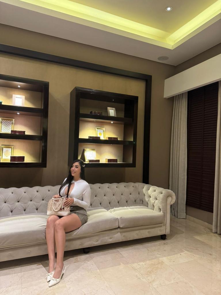 Chica busca chico en Madrid: Chica busca chico