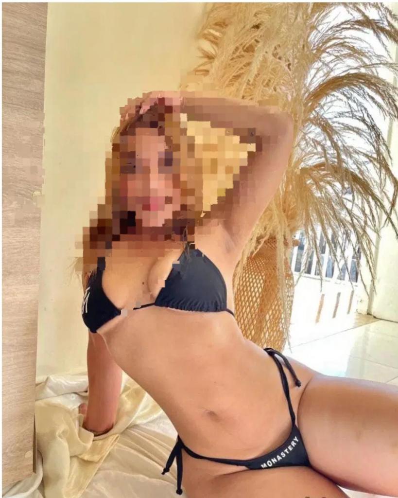 Chica busca chico en La Coruña: 