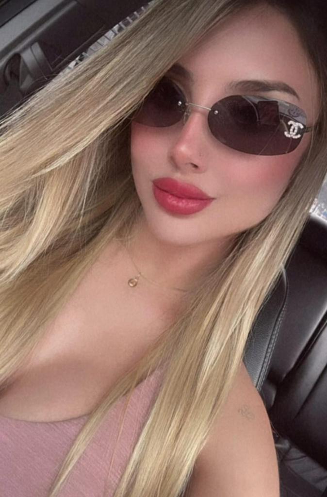 664552891: Chica busca chico en Ibiza