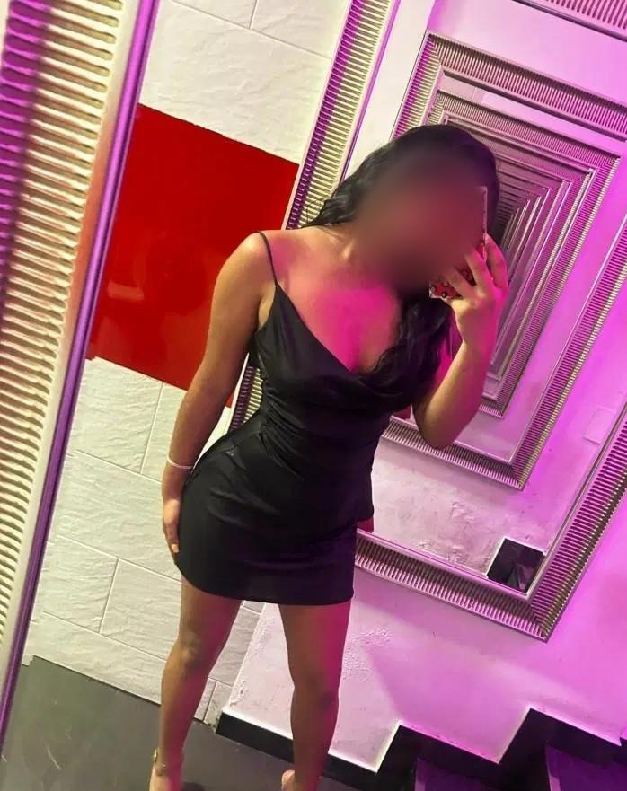 Chica busca chico en Sevilla: 