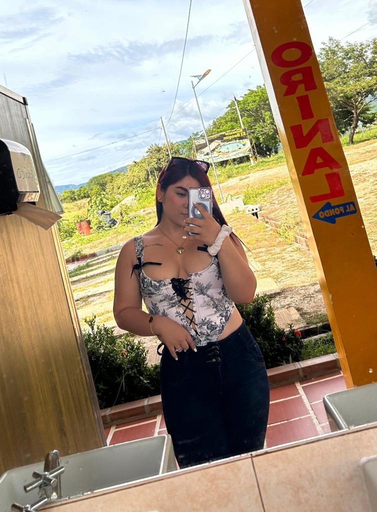 Chica busca chico en Sevilla: 