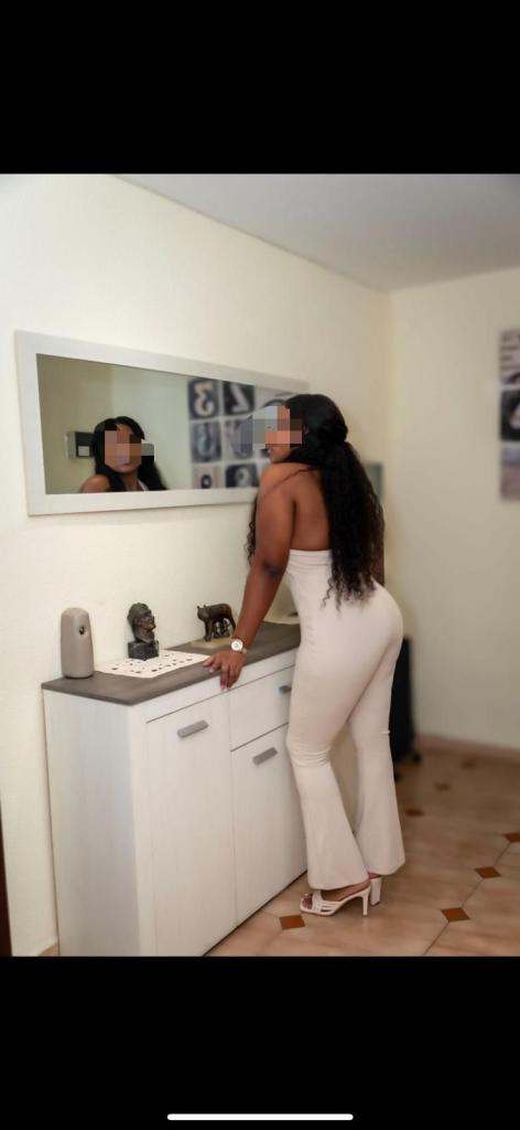 698539828: Chica busca chico en Zaragoza
