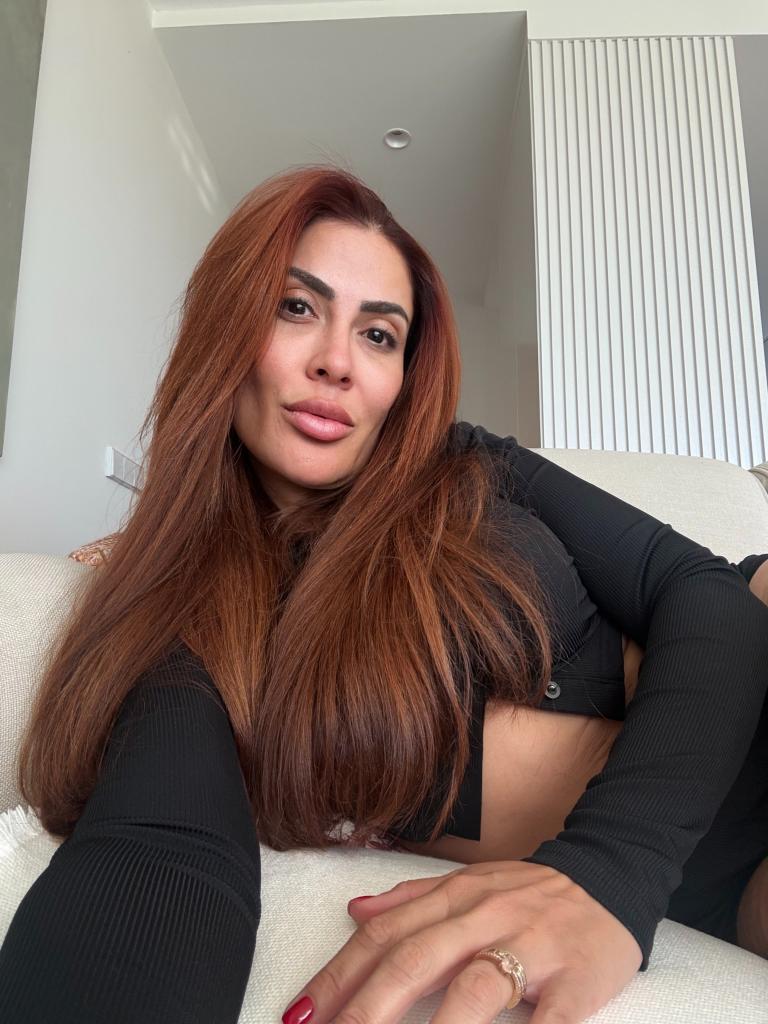 Chica busca chico en Sevilla: 