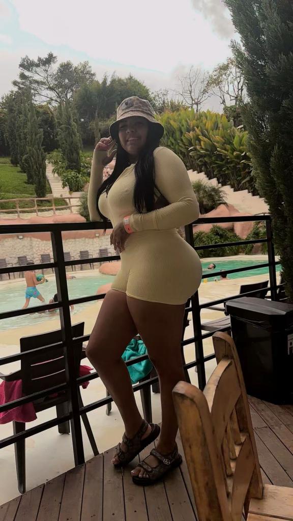 632283475: Chica busca chico en Ibiza