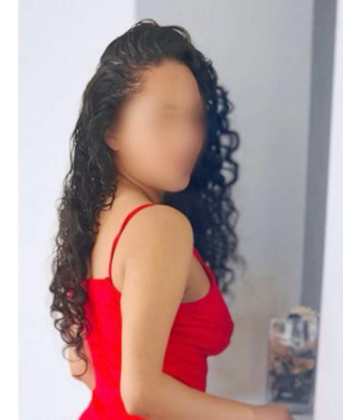 603639264: Chica busca chico en Madrid