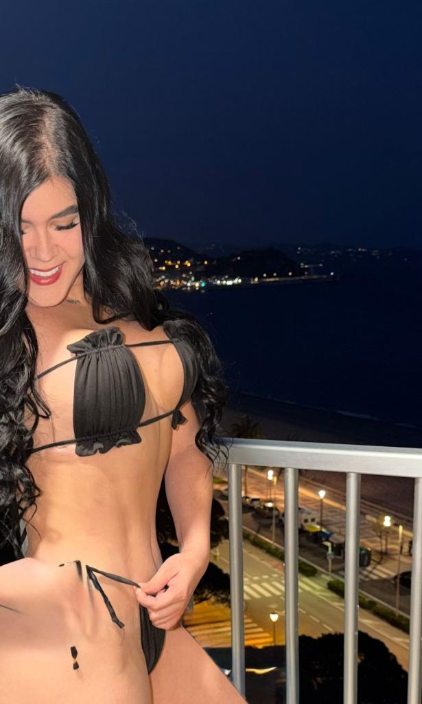 612475553: Chica busca chico en Barcelona