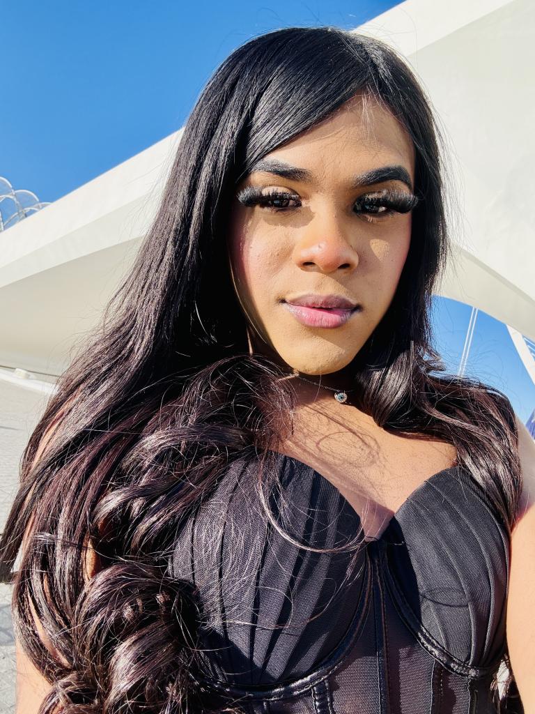 667529710: Transexual en Valencia
