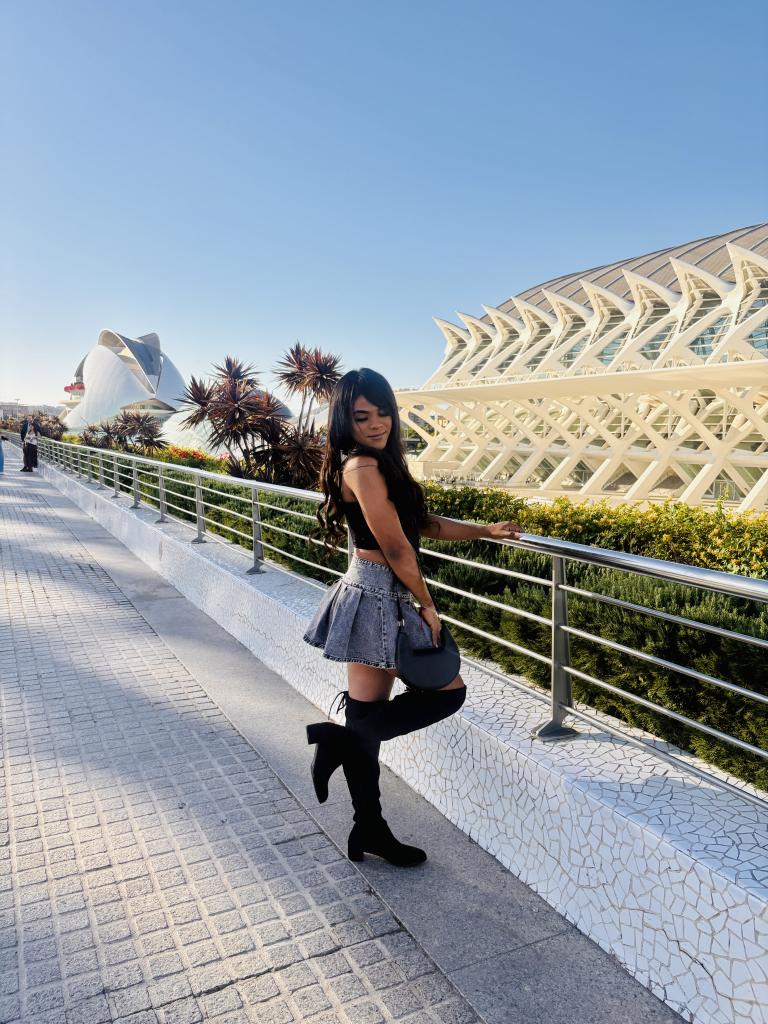 667529710: Travesti en Valencia