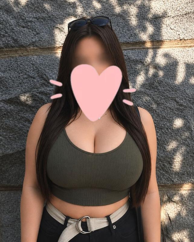 745002902: Chica busca chico en Madrid