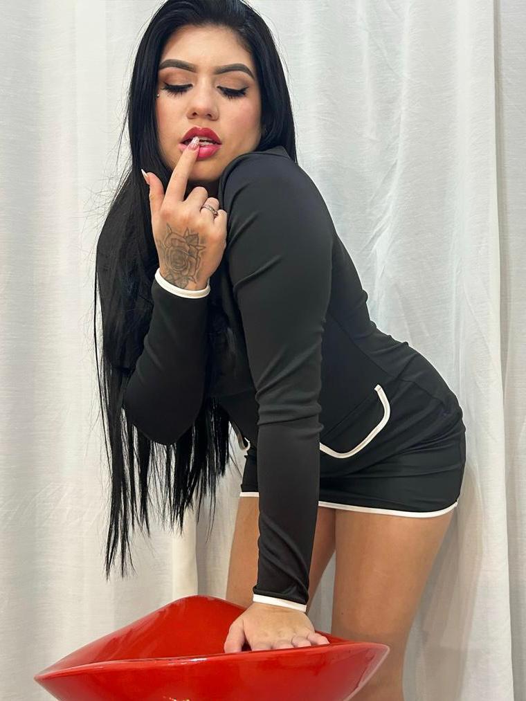 643946743: Chica busca chico en Tenerife