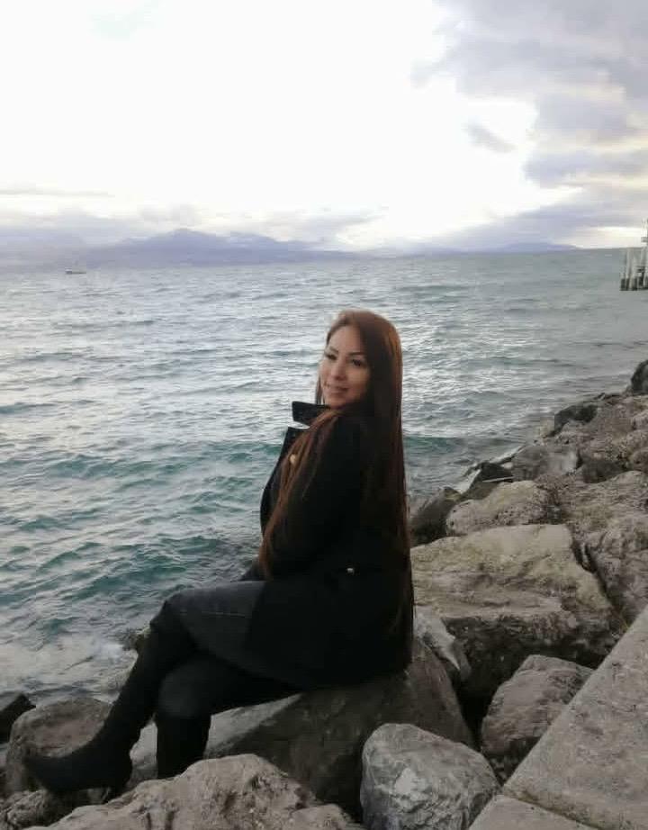Chica busca chico en Almería: 