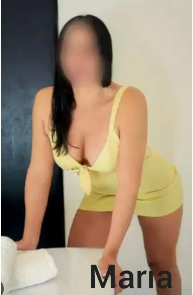 Chica busca chico en Granada: 