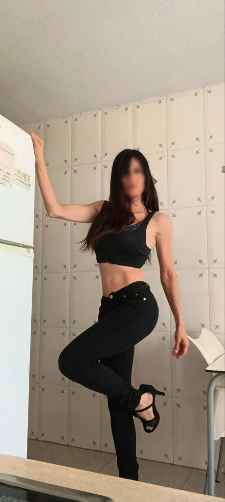 Chica busca chico en Murcia: 