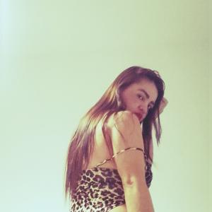 672539029: Chica busca chico en Ciudad Real
