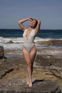 610318369: Chica busca chico en Alicante