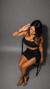 613598862: Chica busca chico en Ibiza