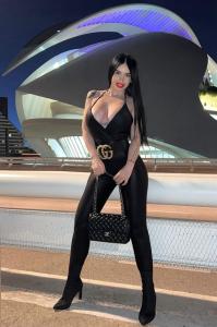 611754743: Chica busca chico en Valencia
