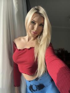 631849319: Chica busca chico en Málaga