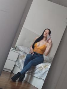 624172640: Chica busca chico en Barcelona