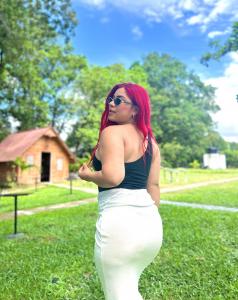 642900754: Chica busca chico en Sevilla