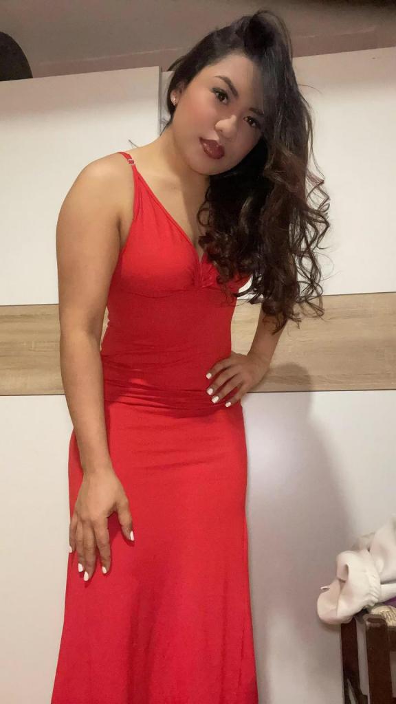 Chica busca chico en Cádiz: 