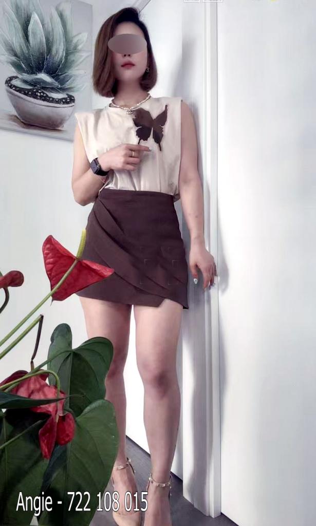 722108015: Chica busca chico en Barcelona
