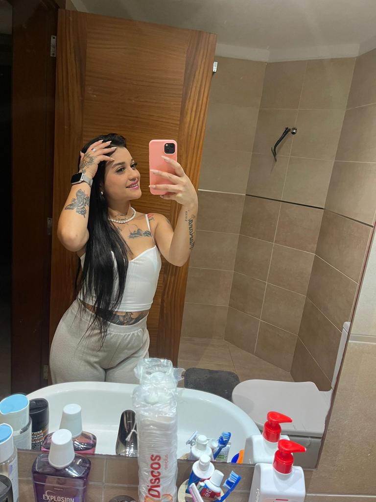 613348292: Chica busca chico en Mallorca
