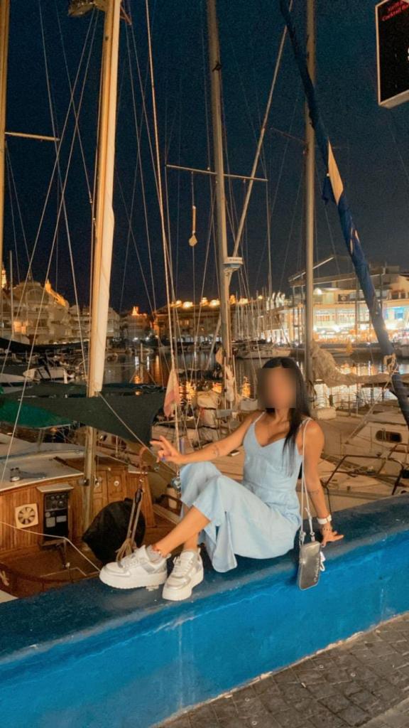 Chica busca chico en Almería: 