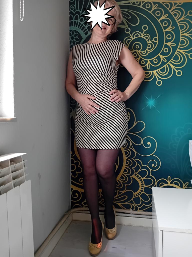 Chica busca chico en Orense: Chica busca chico