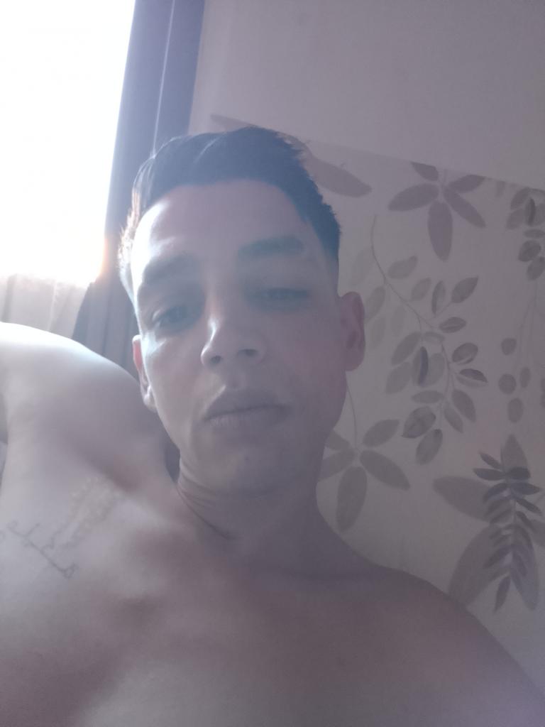 Chico busca chica en Málaga: 