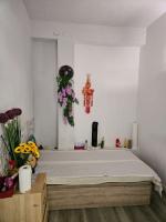 722108015: Chica busca chico en Barcelona