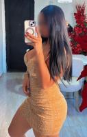 697319639: Chica busca chico en Barcelona