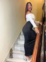 610652878: Chica busca chico en Sevilla