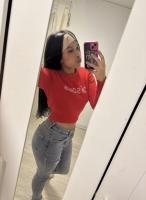 674370567: Chica busca chico en Málaga