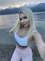 631849319: Chica busca chico en Málaga