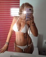 613416762: Chica busca chico en La Coruña
