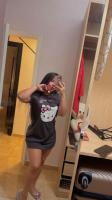 672861458: Chica busca chico en Sevilla